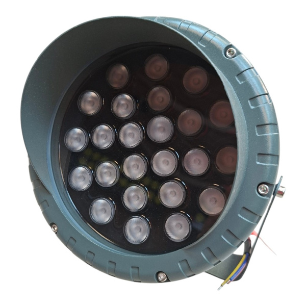 Фасадный LED светильник SvetPRO для подсветки здания и входной группы