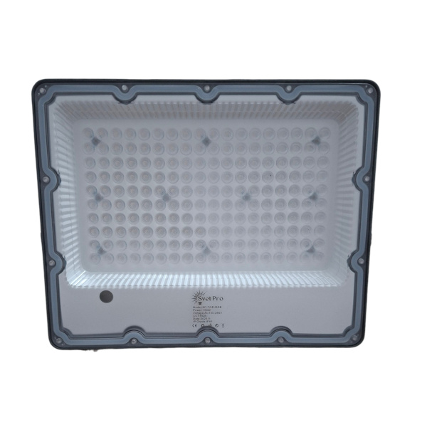 LED прожекторы купить Алматы Астана Москва для парковки склада и фасада