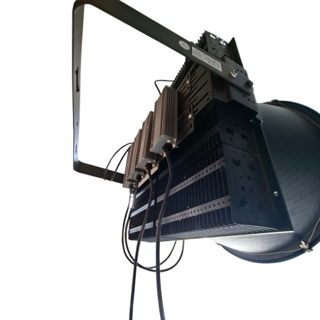 LED High Bay светильник для складского комплекса